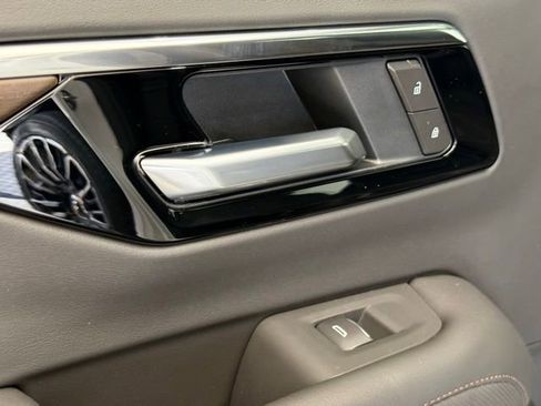 New 2026 Chevrolet Tahoe High Country image 22