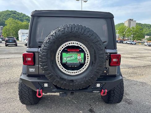 Used 2021 Jeep Wrangler Unlimited Rubicon AWD/4WD image 5