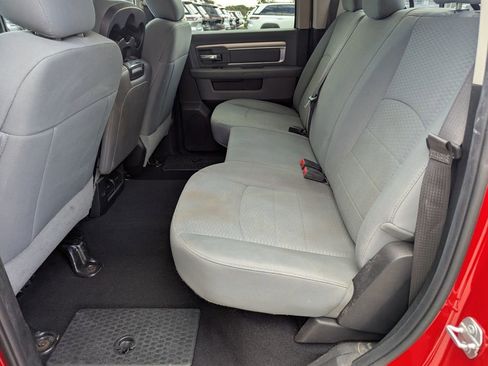 Used 2020 RAM 1500 Classic SLT image 17