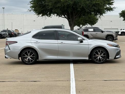 New 2024 Toyota Camry SE FWD image 3