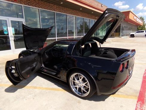 Used 2013 Chevrolet Corvette Grand Sport w/ 2LT Preferred Equipment Group RWD image 16