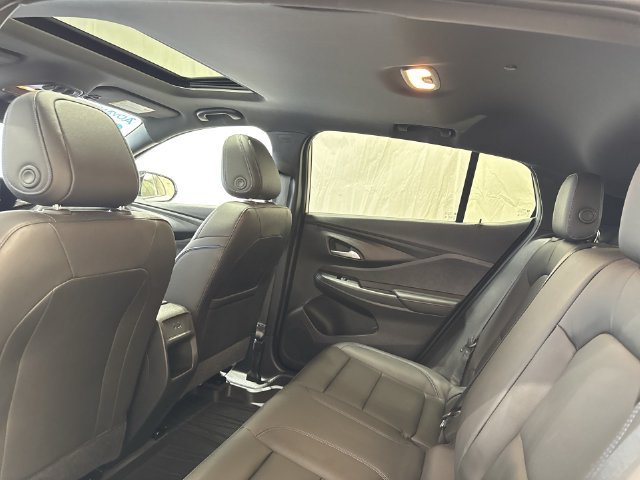 Used 2024 Buick Envista Sport Touring w/ Convenience I Package FWD image 14