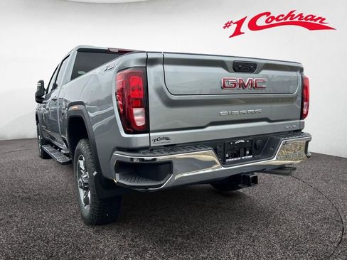New 2026 GMC Sierra 2500 SLE image 4