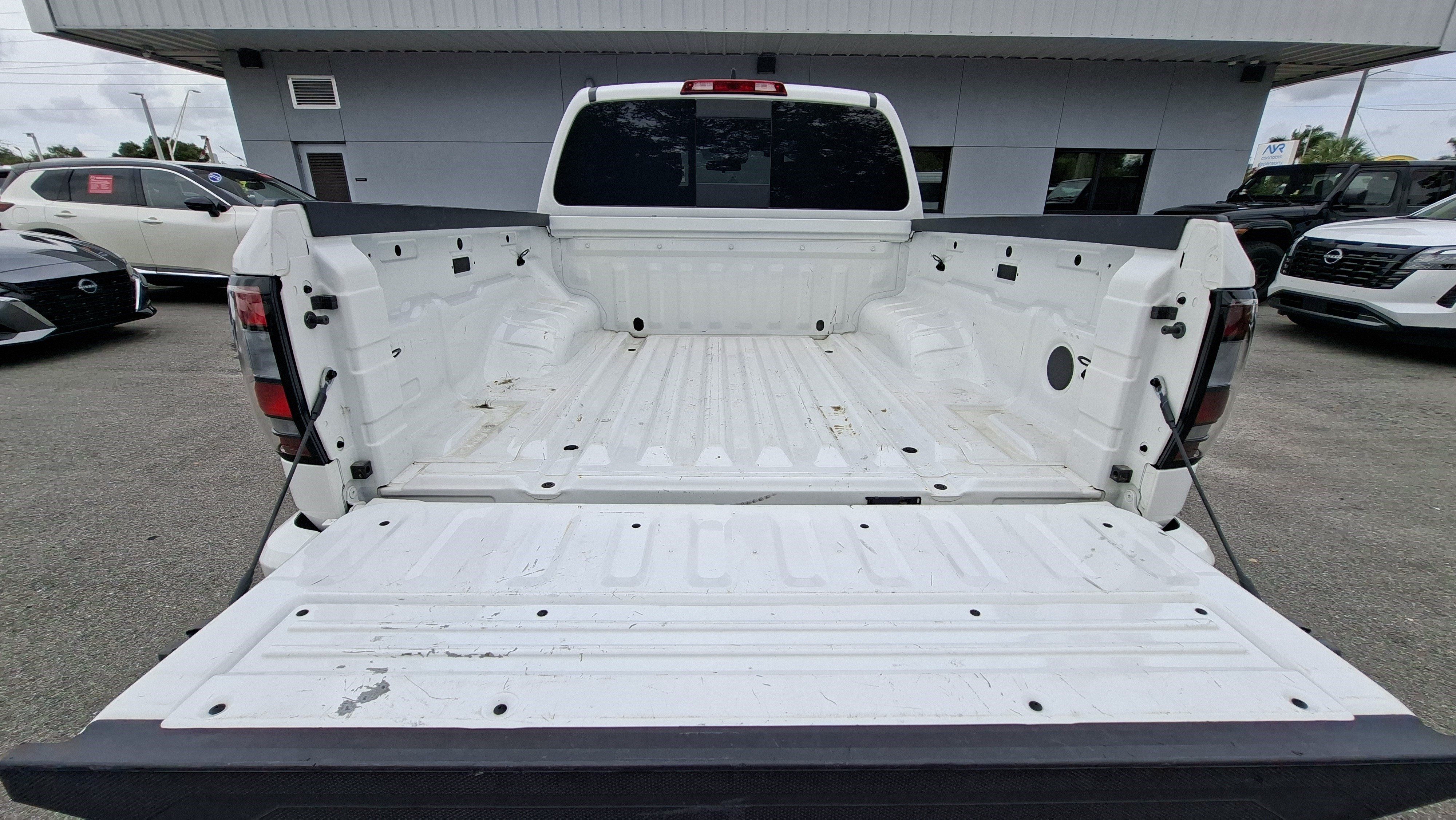 Certified 2023 Nissan Frontier PRO-4X w/ Technology Package AWD/4WD image 21