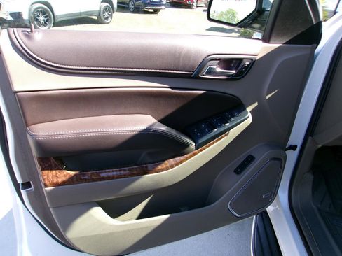 Used 2016 Chevrolet Tahoe LTZ image 11