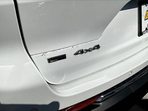 Used 2021 Jeep Grand Cherokee L Limited image 24