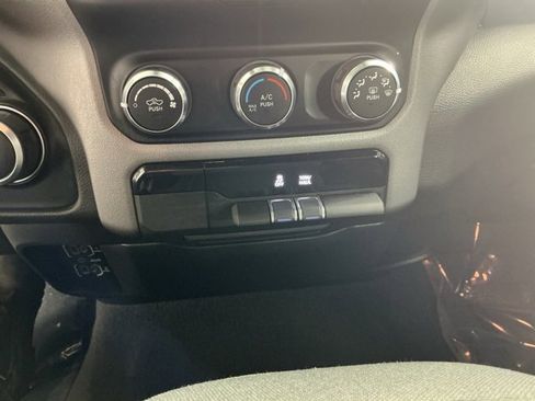 Used 2022 RAM 1500 Big Horn image 35