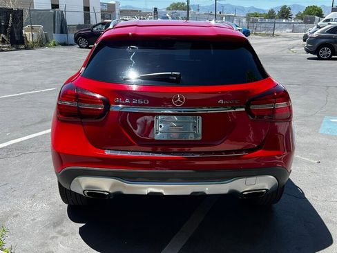 Used 2018 Mercedes-Benz GLA 250 4MATIC w/ Premium Package image 6