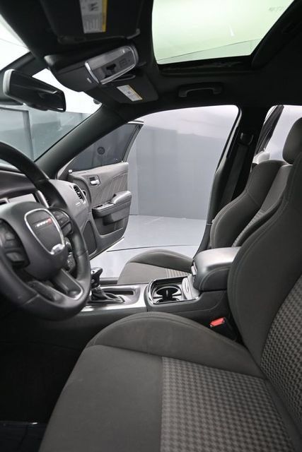 Used 2019 Dodge Charger R/T w/ Blacktop Package RWD image 10