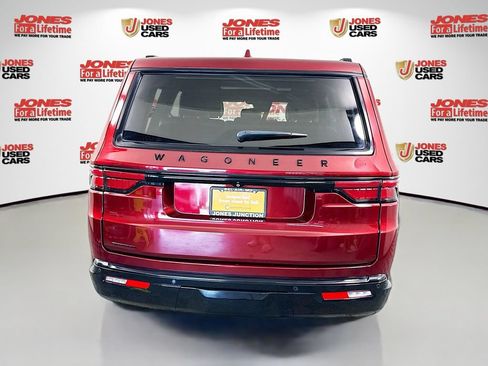 Used 2022 Jeep Wagoneer Series I AWD/4WD image 18