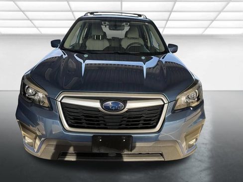 Used 2019 Subaru Forester Premium AWD/4WD image 6
