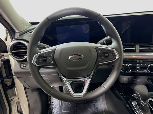 New 2026 Chevrolet Trax ACTIV w/ Driver Confidence Package image 11