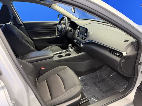 Used 2023 Nissan Altima 2.5 S FWD image 23