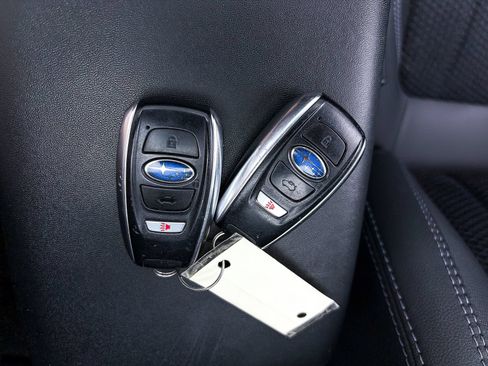Used 2022 Subaru Forester Premium AWD/4WD image 29