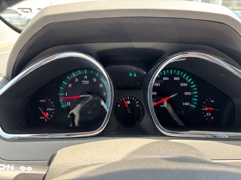 Used 2009 Chevrolet Traverse LT FWD image 19