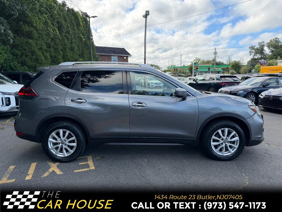 Used 2019 Nissan Rogue SV FWD image 9