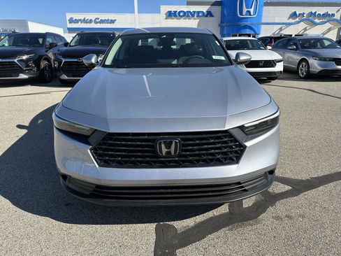 New 2025 Honda Accord LX image 10
