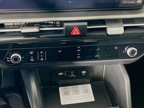 New 2026 Kia Sportage LX image 13