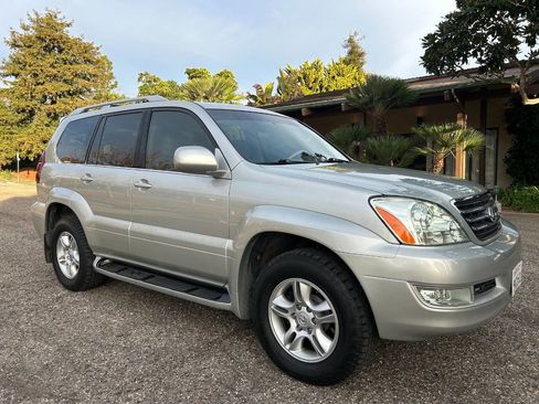 Used 2005 Lexus GX 470 image 11