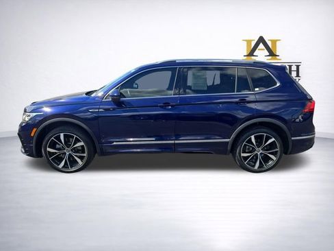 Used 2024 Volkswagen Tiguan SEL R-Line image 4