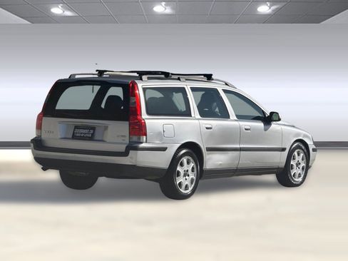 Used 2002 Volvo V70 T5 FWD image 8