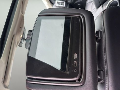 Used 2019 Ford Expedition Platinum AWD/4WD image 30
