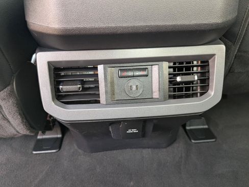 Used 2025 Ford F350 Lariat AWD/4WD image 33