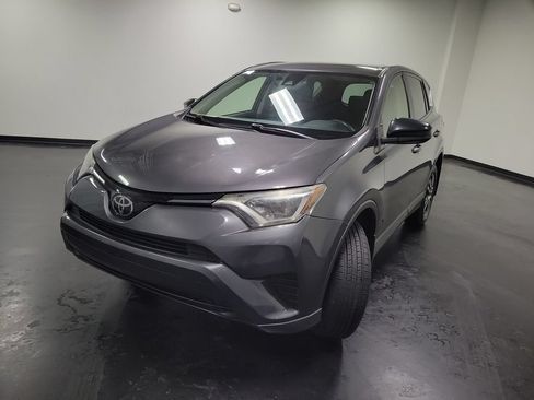 Used 2017 Toyota RAV4 LE w/ All Weather Liner Package AWD/4WD image 4