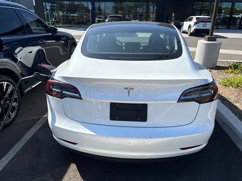 Used 2023 Tesla Model 3 Standard Range RWD image 7