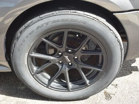 Used 2003 Ford Mustang GT RWD image 31