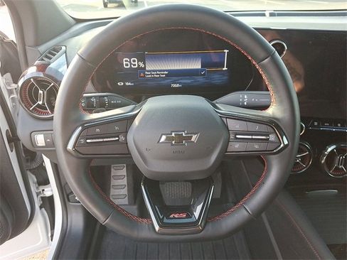 Used 2024 Chevrolet Blazer EV RS image 19