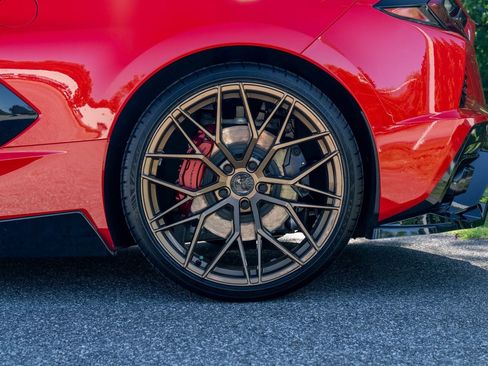 Used 2020 Chevrolet Corvette Stingray Preferred Cpe w/ 2LT Preferred Equipment Group RWD image 11