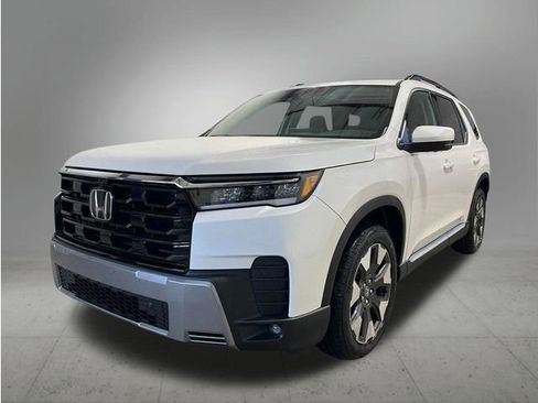 New 2026 Honda Pilot Touring image 1