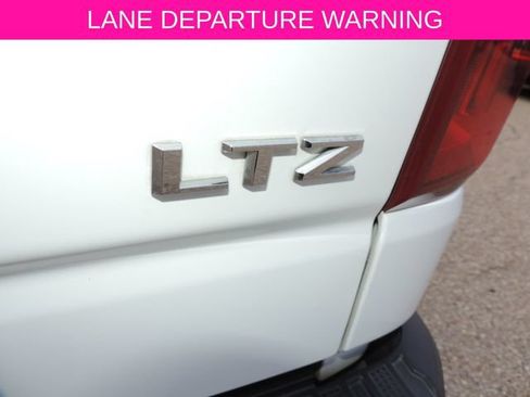 Used 2023 Chevrolet Silverado 1500 LTZ w/ LTZ Convenience Package II AWD/4WD image 15