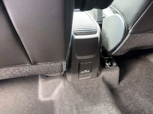 Used 2022 Buick Encore Preferred w/ Safety Package AWD/4WD image 16