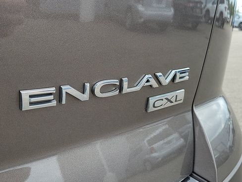 Used 2009 Buick Enclave CXL w/ Driver Confidence Package FWD image 6
