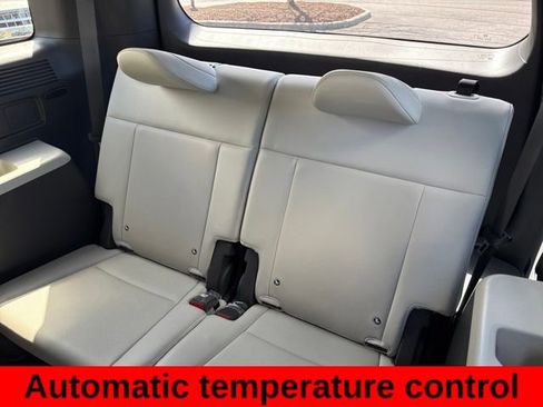 Used 2025 Hyundai Santa Fe SEL image 15