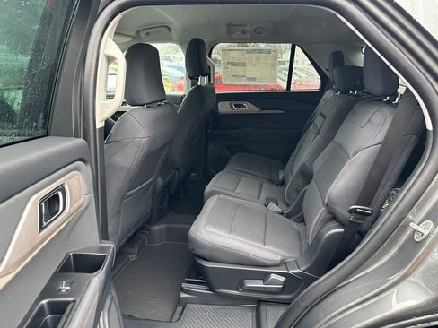 New 2026 Ford Explorer Active image 18