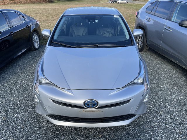 Used 2016 Toyota Prius Four Touring w/ Premium Convenience Package FWD image 2