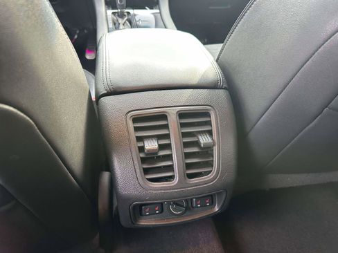 Used 2018 Ford Taurus SHO w/ Sho Performance Package image 11