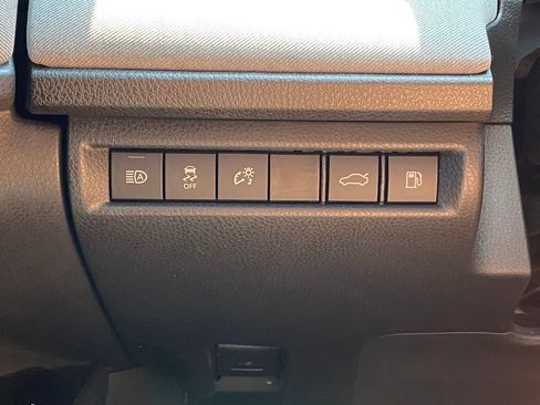 Used 2025 Toyota Camry LE w/ Convenience Package FWD image 10