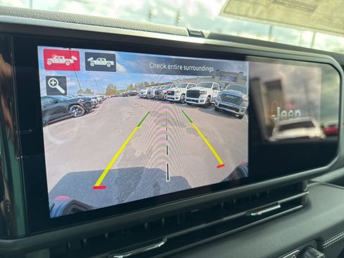 New 2025 Jeep Gladiator Rubicon image 40