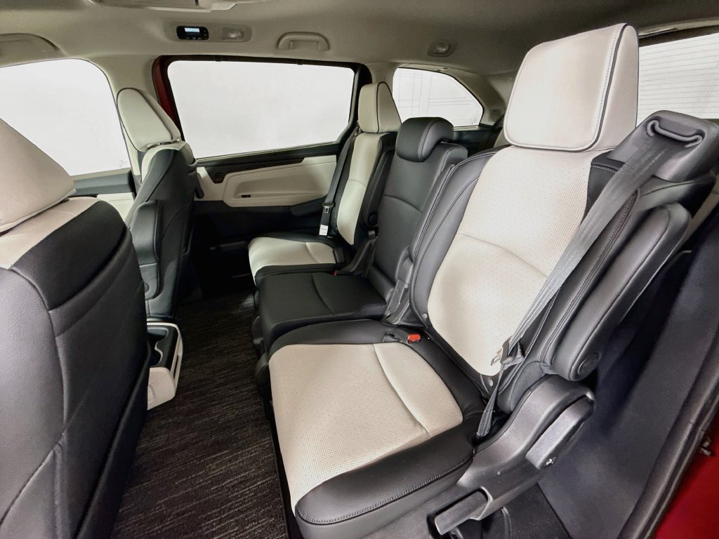New 2026 Honda Odyssey Elite image 23