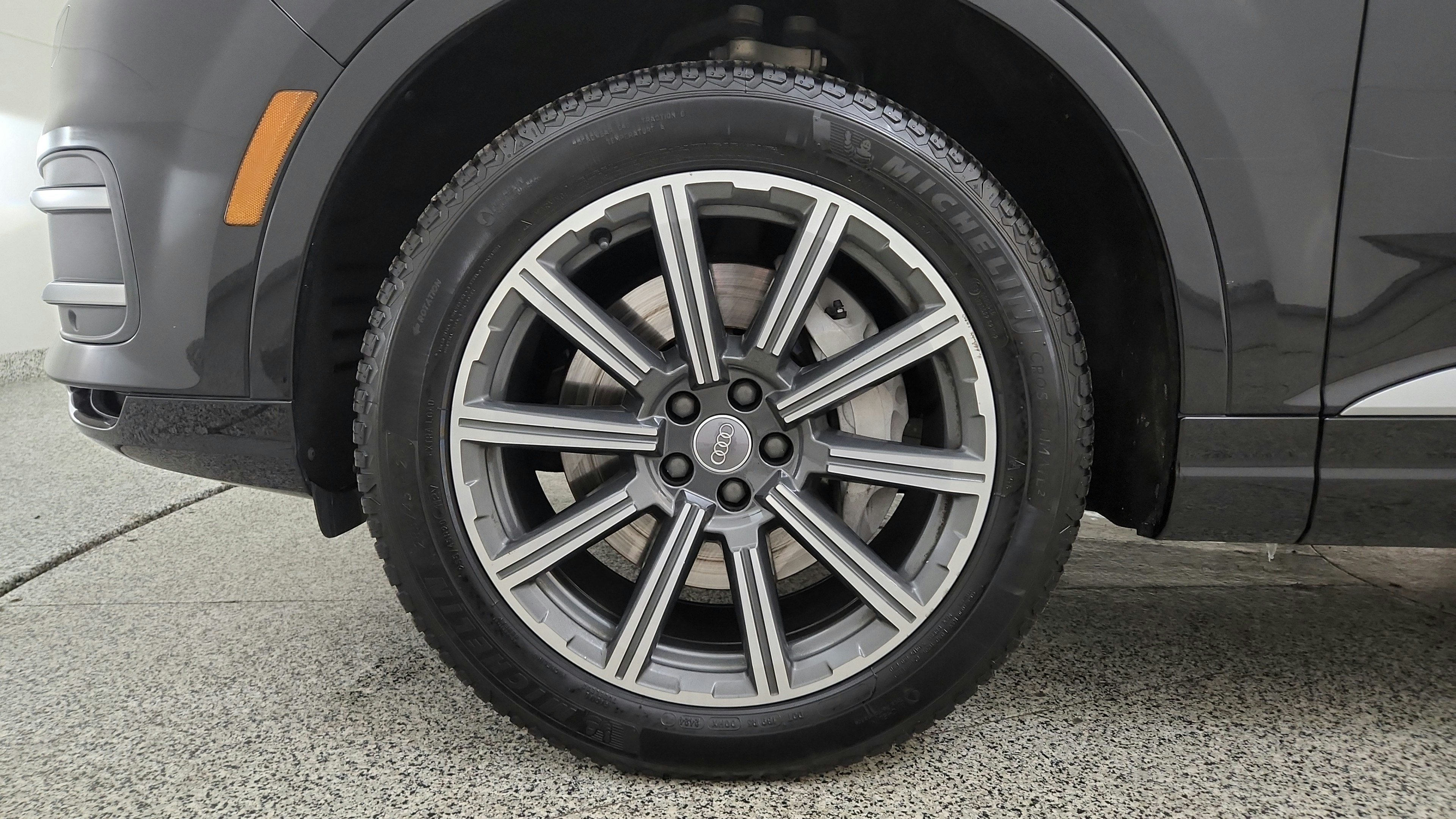 Used 2017 Audi Q7 3.0T Premium Plus AWD/4WD image 39