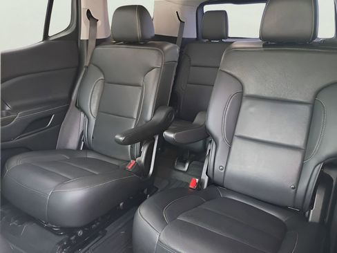 Used 2020 GMC Acadia SLT w/ Premium Package FWD image 12
