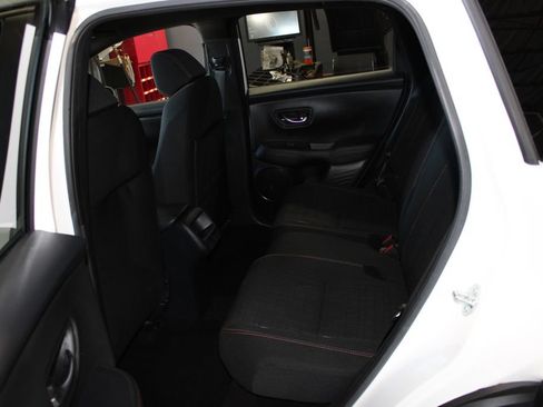Used 2024 Honda HR-V Sport image 10