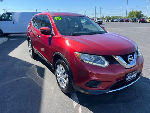 Used 2015 Nissan Rogue S AWD/4WD image 6