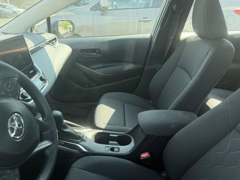 Used 2026 Toyota Corolla LE FWD image 8