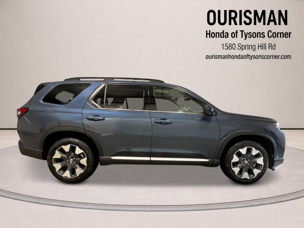 New 2026 Honda Pilot Touring image 2