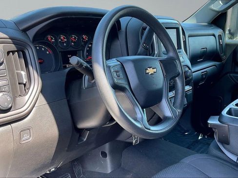 Used 2022 Chevrolet Silverado 2500 Custom AWD/4WD image 14